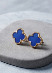 Серьги Trendy клевер крупные с синей вставкой 1 мотив