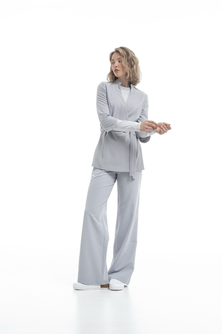 Костюм блуза на запах, лонгслив и брюки клеш