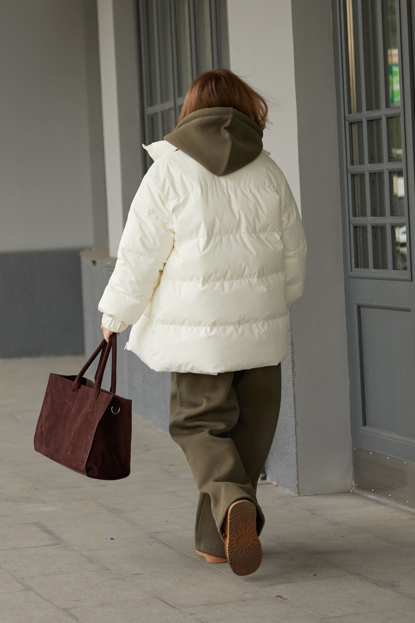 Пуховик COLD SEASON, молочный