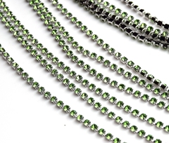 Стразовая цепочка 2 мм светло-зеленый прозрачный, родий