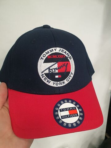 Кепка TOMMY HILFIGER 626929siRed