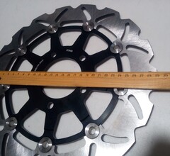 Диск тормозной передний лепестковый на Suzuki GSX F 600/750 2004-2006 / SV  / SV  S 650 2003-2009