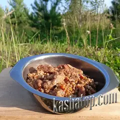 Туристическое питание Гречка с говядиной по-купечески Delilabs в тарелке