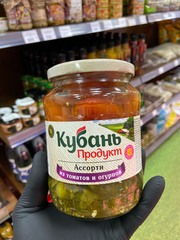 Ассорти из томатов и огурцов 680г ст/б Кубань Продукт
