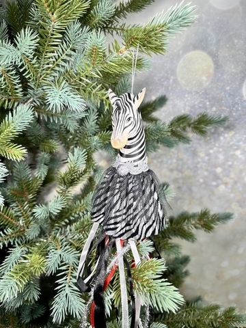 Елочная игрушка Зебра с рюшами 36см ChristmasDeLuxe premium collection черно-белая