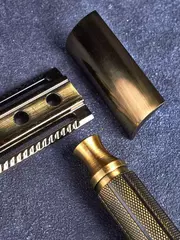 Станок для бритья Pearl L-55 Antique Brass (закрытая голова)