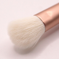 TF BIT209 Плоская пушистая кисть для нанесения теней I'm TREND