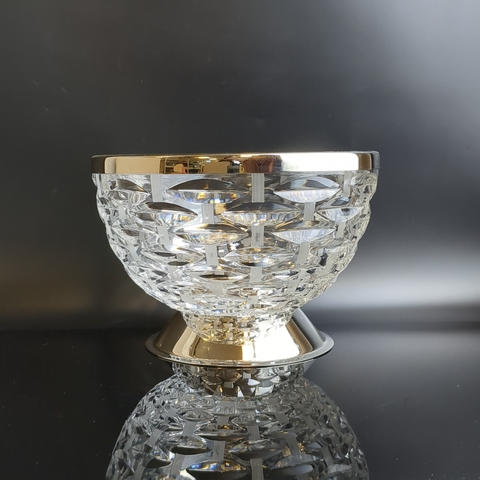 Ваза салатник, конфетница с металлическим ободком на металлической ножкой, хрусталь, алмазная грань, объёмный орнамент, винтаж СССР 1970-1990 гг