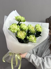 Монобукет с пионовидными розами сорта "Вегги"