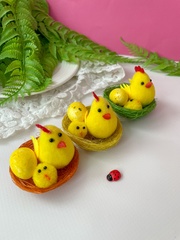 №2 Цыплята пасхальные, декоративные, пушистые, 4,7*5,5 см, в гнезде, набор 3 шт.
