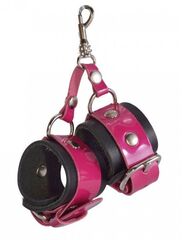 Розово-черный брелок "Наручники"