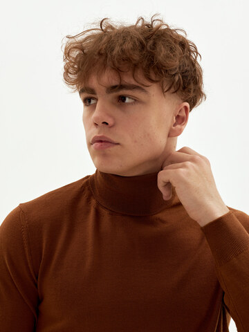 Водолазка MasQ 14 темно-коричневый