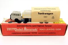 Tatra 813 tankwagen Milch 12507 VEB Modell-Konstrukt TT 1:120