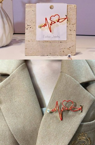 Брошь МЕДИЦИНСКИЙ РАБОТНИК- ПУЛЬС с цветной эмалью