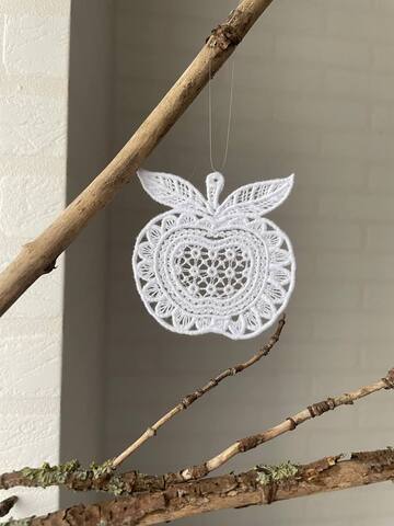 Яблоко. Снежинка-подвеска. Кружево NYK-2504S-Midi
