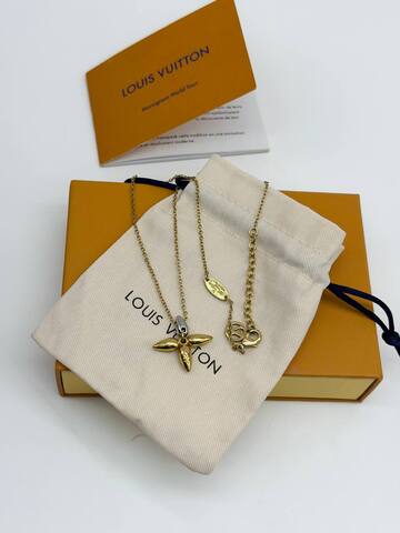 Колье LV с подвеской, коллекция Louisette