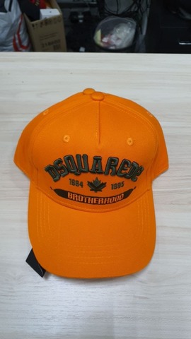 Кепка DSQUARED 904365orang