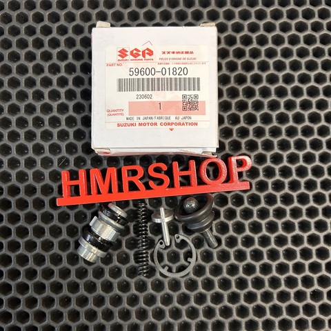 Suzuki Piston/cup set 59600-01820