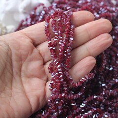 Хрусталь (стекло) граненный, винно-гранатовый 4*3 мм, 1 нить, С049