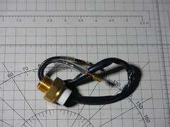 Датчик температуры  Suzuki GSXR400 GSX250 VX800 GSF400 Bandit 400