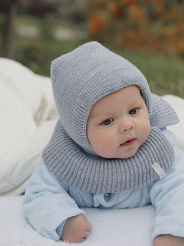 Шапка с манишкой (Капор)