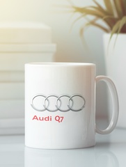 Кружка с эмблемой Ауди Q7 (Audi Q7) белая 0011