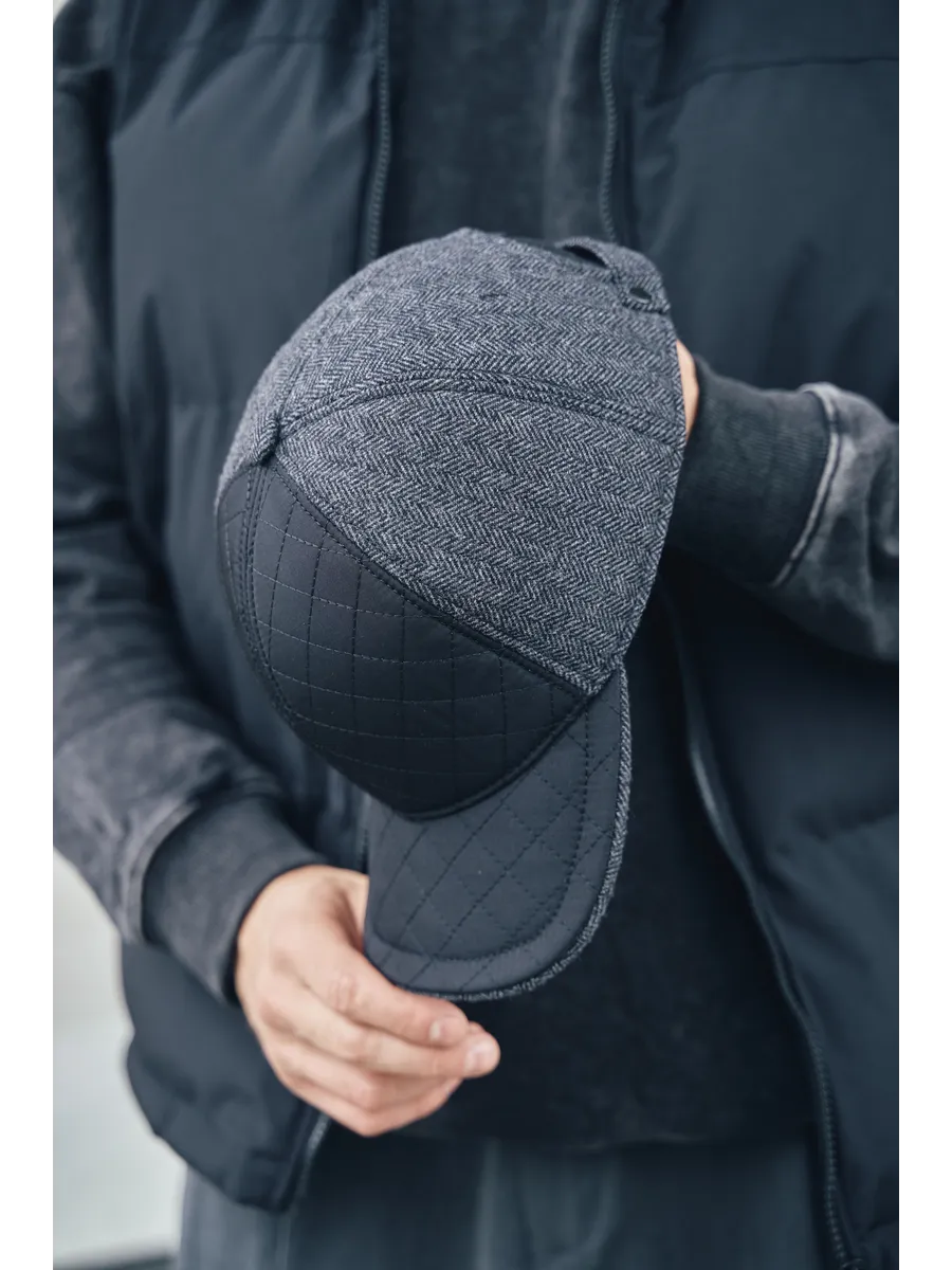 Кепка утепленная с ушками драповая с плащевой вставкой