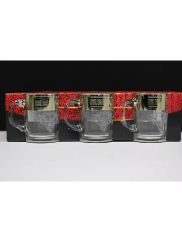 Набор кружек для чая и кофе.