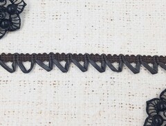 Тесьма с петлями, ш. 1,5 см, коричневый