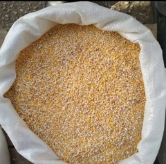 Кукуруза фуражная дроблёная 40 кг