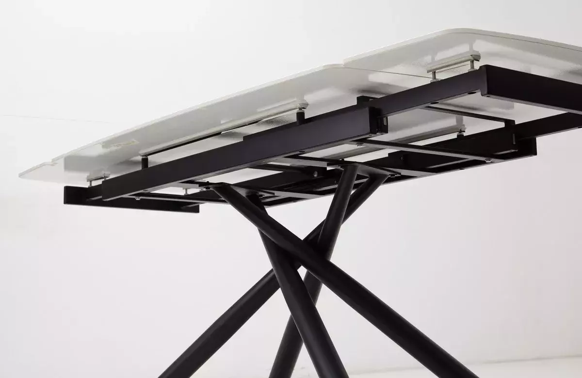 Стол RIVOLI 140 MATT WHITE MARBLE SOLID CERAMIC / BLACK, DISAUR