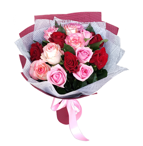 Букет из 15 цветных роз