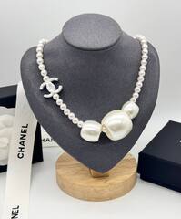 Колье бусы из крупного жемчуга иммитация CHANEL