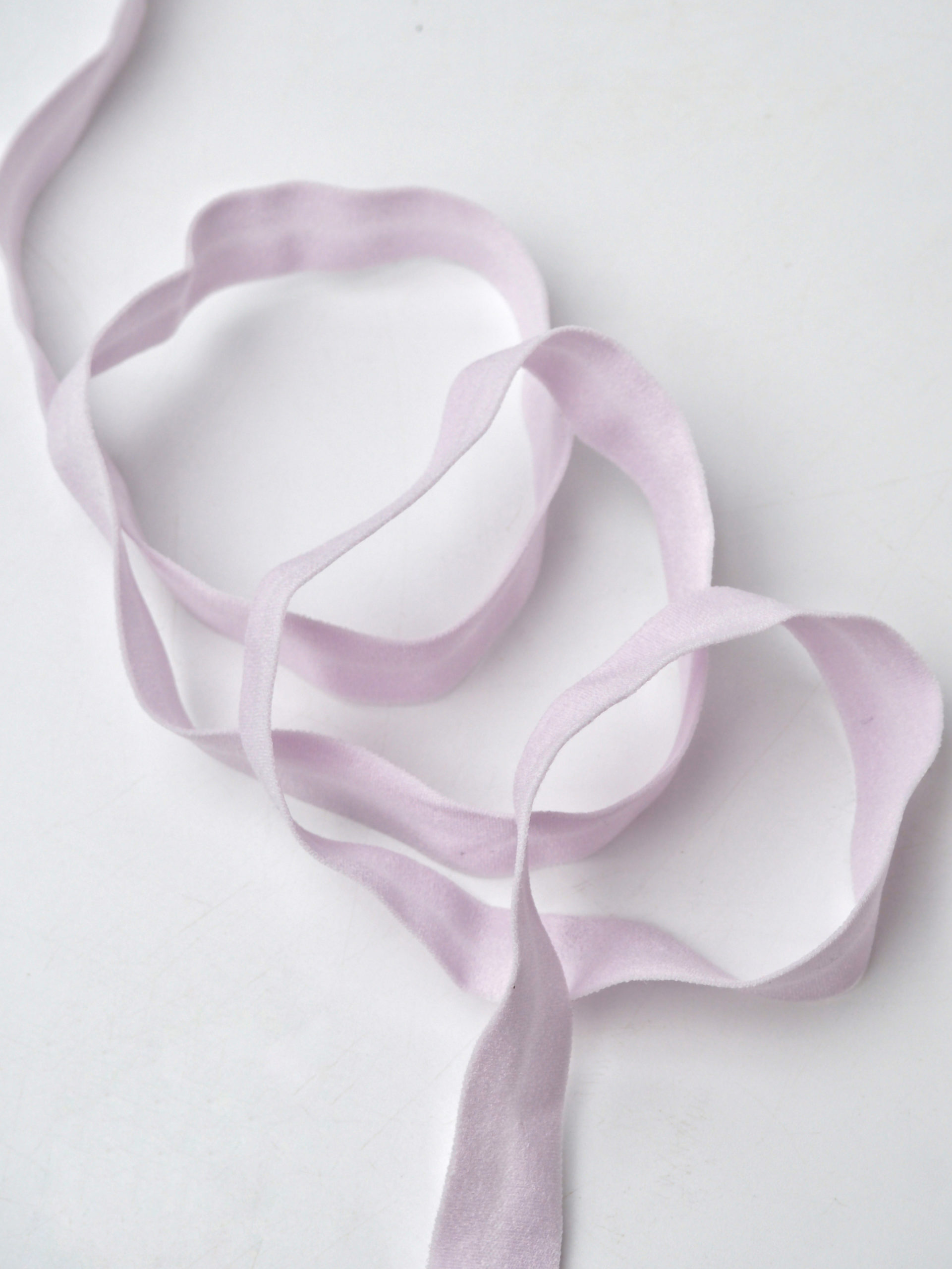 Бейка эластичная лавандовая ширина 15 мм