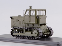 Tractor ChTZ-100 metal tracks khaki 1:43 Start Scale Models (SSM)