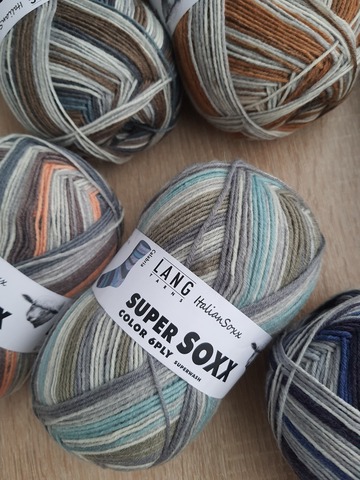 Lang Yarns SuperSoxx Color 6-ply 434