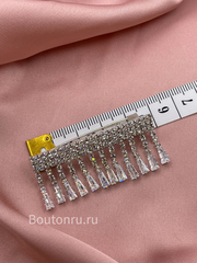 Брошь серебристая в стразах