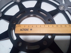 Диск тормозной передний лепестковый на TRIUMPH SPEED TRIPLE 2005-2007 / SPEED TRIPLE R / ABS 2012-2013