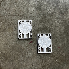 Подкладки Independent 1/8 Riser White