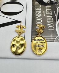 32329 -Серьги CHANEL с овальными подвесками