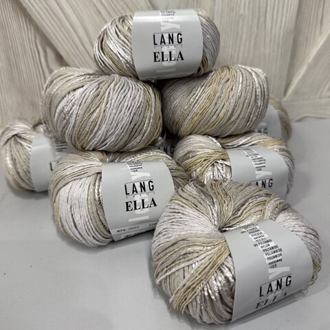 GARAGE SALE — Ella 022 450g