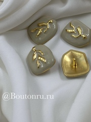 Пуговицы Скиап. с силуэтом человека и бежевой эмалью