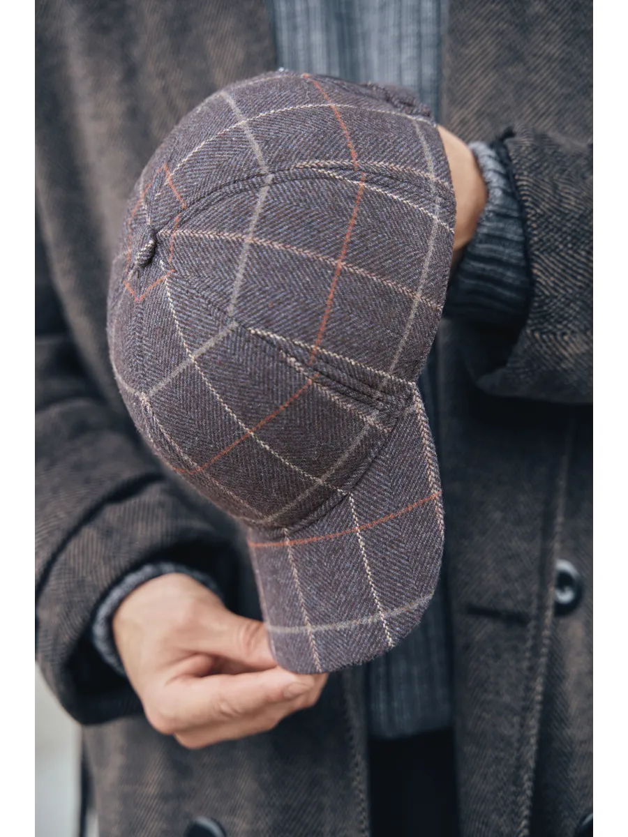 Кепка утепленная с ушками драповая