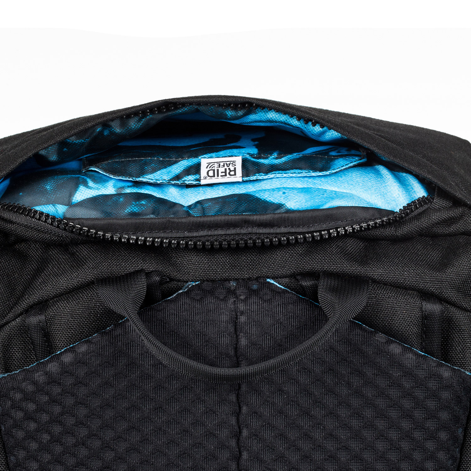 Pacsafe Anti theft 40L backpack