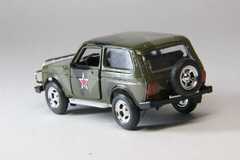 VAZ-21213 Niva Lada camouflage with star Agat Mossar Tantal 1:43