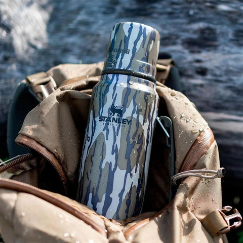 Картинка термос Stanley classic 1l Bottomland Mossy Oak - 9
