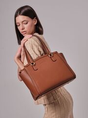 Сумка кожаная Azaro 30690 коричневый фундук