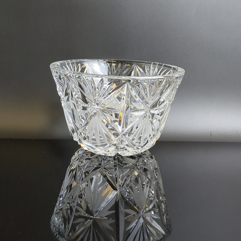 Хрустальный салатник, алмазная грань, геометрический орнамент, матовый хрусталь, винтаж времен СССР 1970-1990 гг