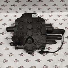 Распределитель фронтального ковша 3-х секционный jcb 3cx 4cx | 25/222579 | JCB