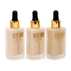 Тональный крем KKW KYLIE Beauty liquid foundation